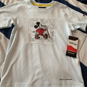Unisex Columbia Disney sport tee